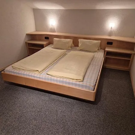 Haus Lindner Apartamento